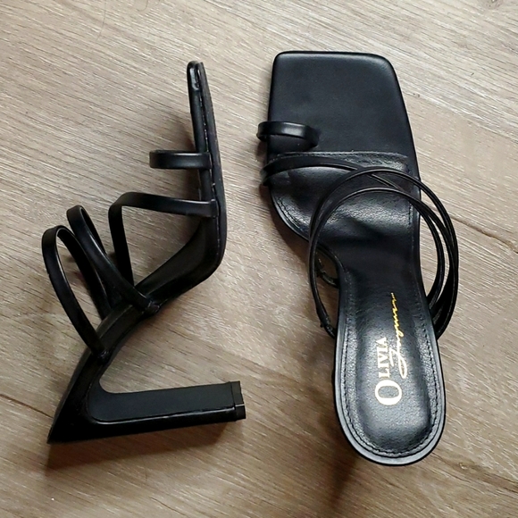 Olivia heels - Picture 3 of 5